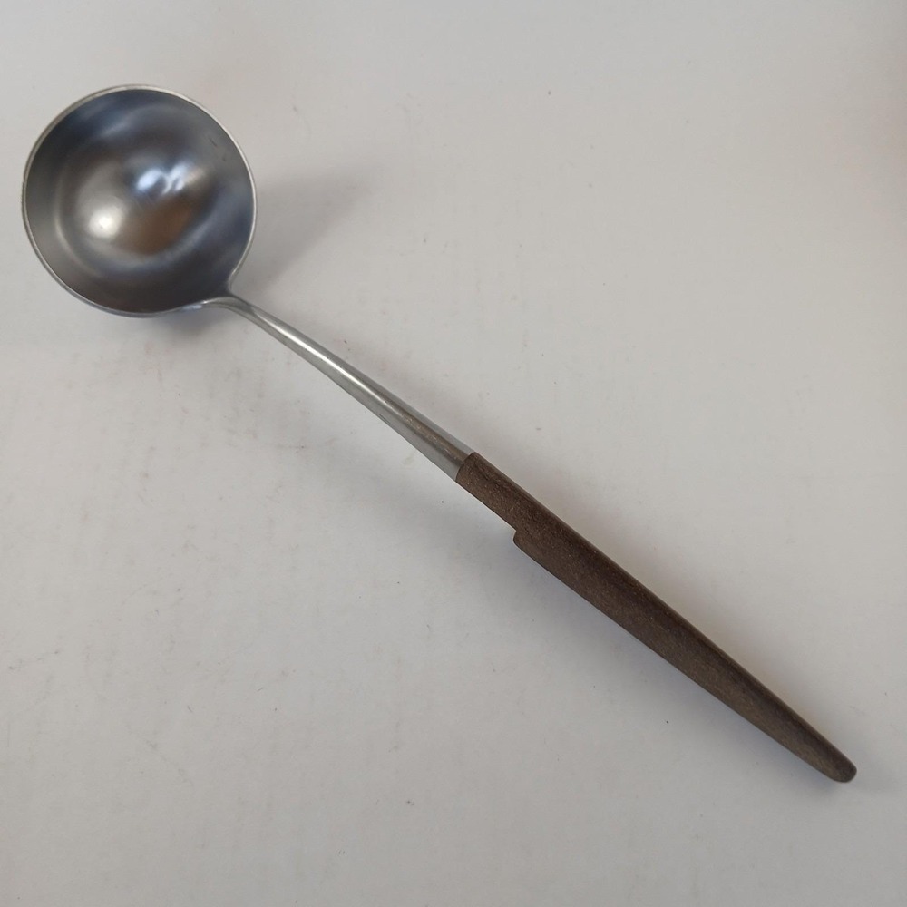 Vintage Ekco Soup Ladle Stainless w/Wooden Handle 9.5" Pot Hanger